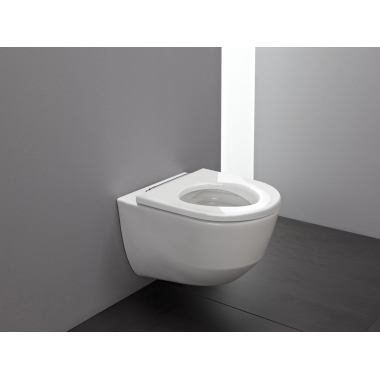 V komibinaciji z vrhunskim dizajnom in varčnostjo dobimo WC školjko, primerno za vsak dom.